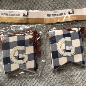 Friends giving banner